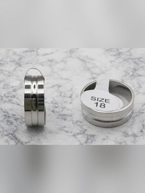 Mens Stainless Steel Ring Size 9 Silver Band Single Groove Sleek
